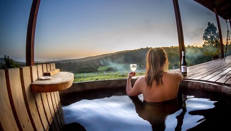 Outdoor bath at Hundred Acre Hideaway