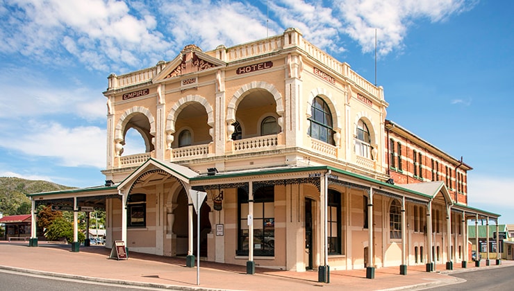 Empire Hotel (Image: Tourism Tasmania & Rob Burnett)
