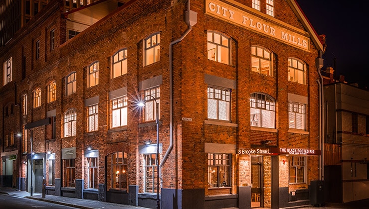 LuXXe Waterfront Residences