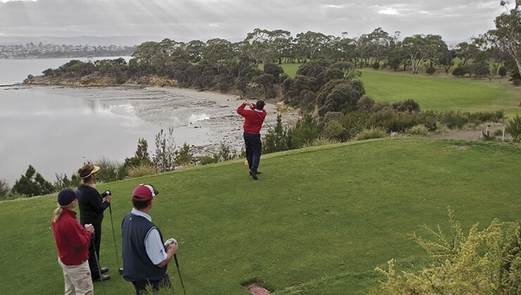 Tasmania Golf Club (Image: Bill Bachman/Tourism Tasmania)
